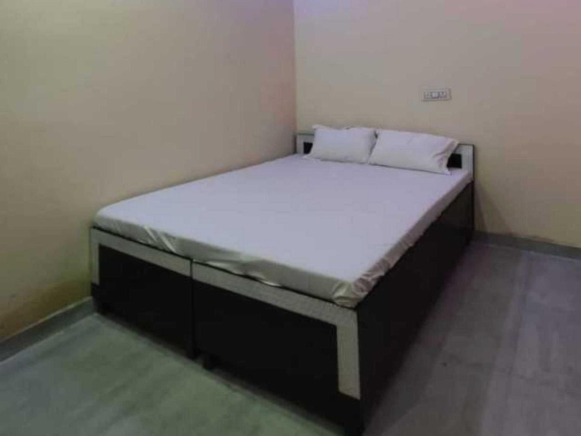 Hotel O G Hotel Happy Home Aligarh Ngoại thất bức ảnh