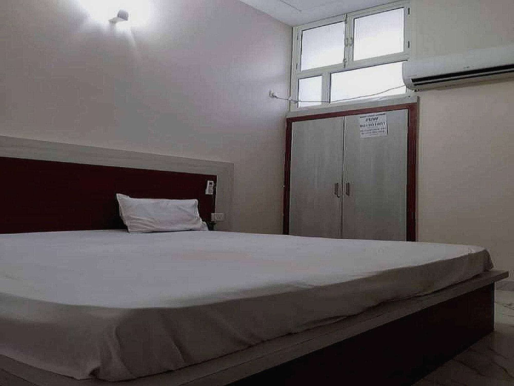 Hotel O G Hotel Happy Home Aligarh Ngoại thất bức ảnh