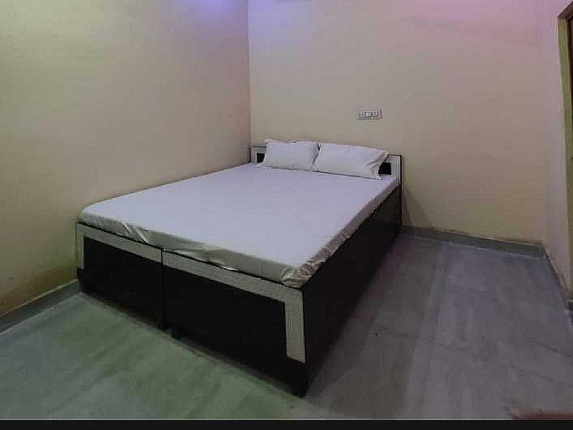 Hotel O G Hotel Happy Home Aligarh Ngoại thất bức ảnh